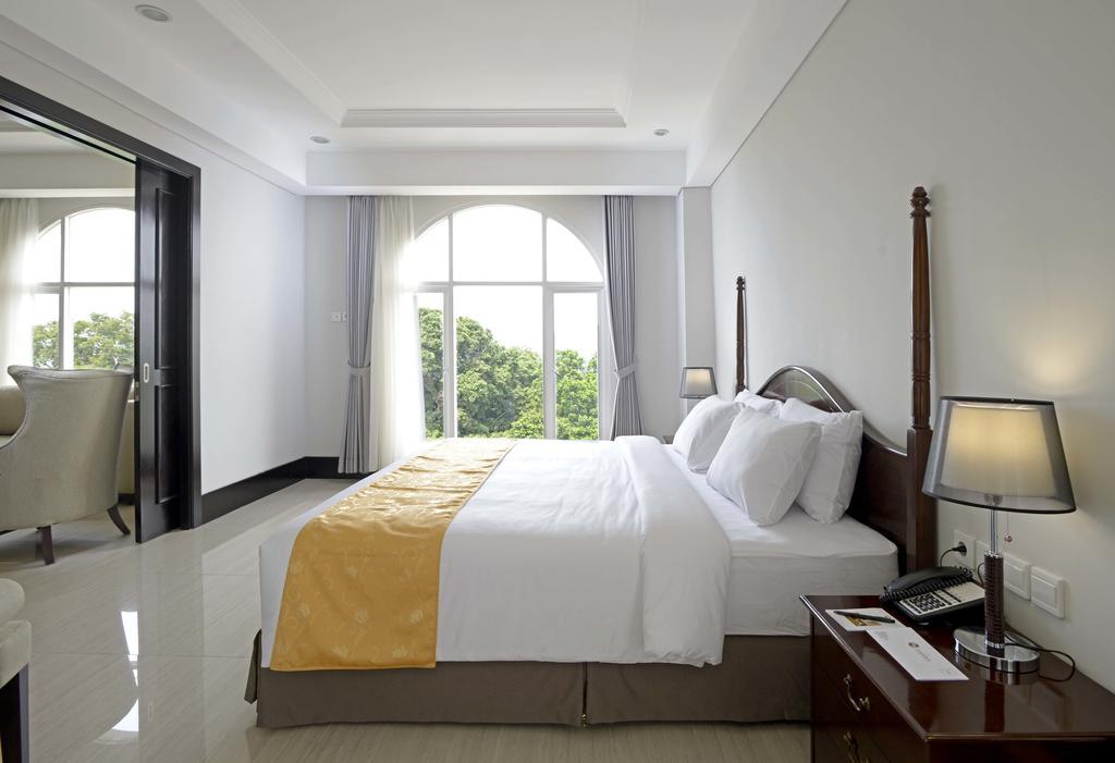 The Sahira Hotel Syariah Bogor Exteriér fotografie