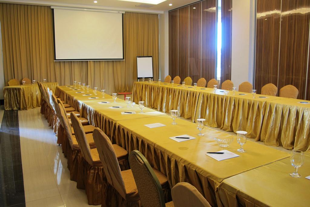 The Sahira Hotel Syariah Bogor Exteriér fotografie